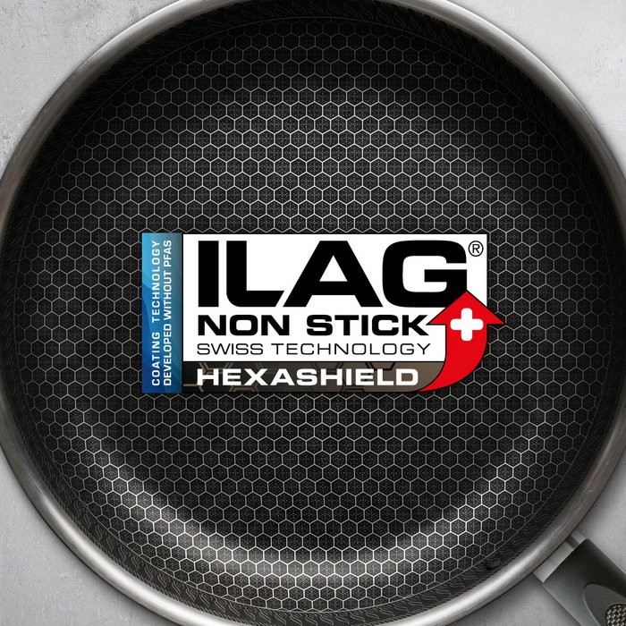 Draufsicht auf eine Pfanne mit dunkler Wabenstruktur und ILAG HEXASHIELD-Kennzeichnung.
